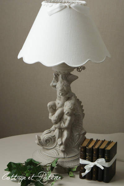 « Patinée 4 15Cottage Et Lampe Chérubins » Patine – Réf 5j34ALRq
