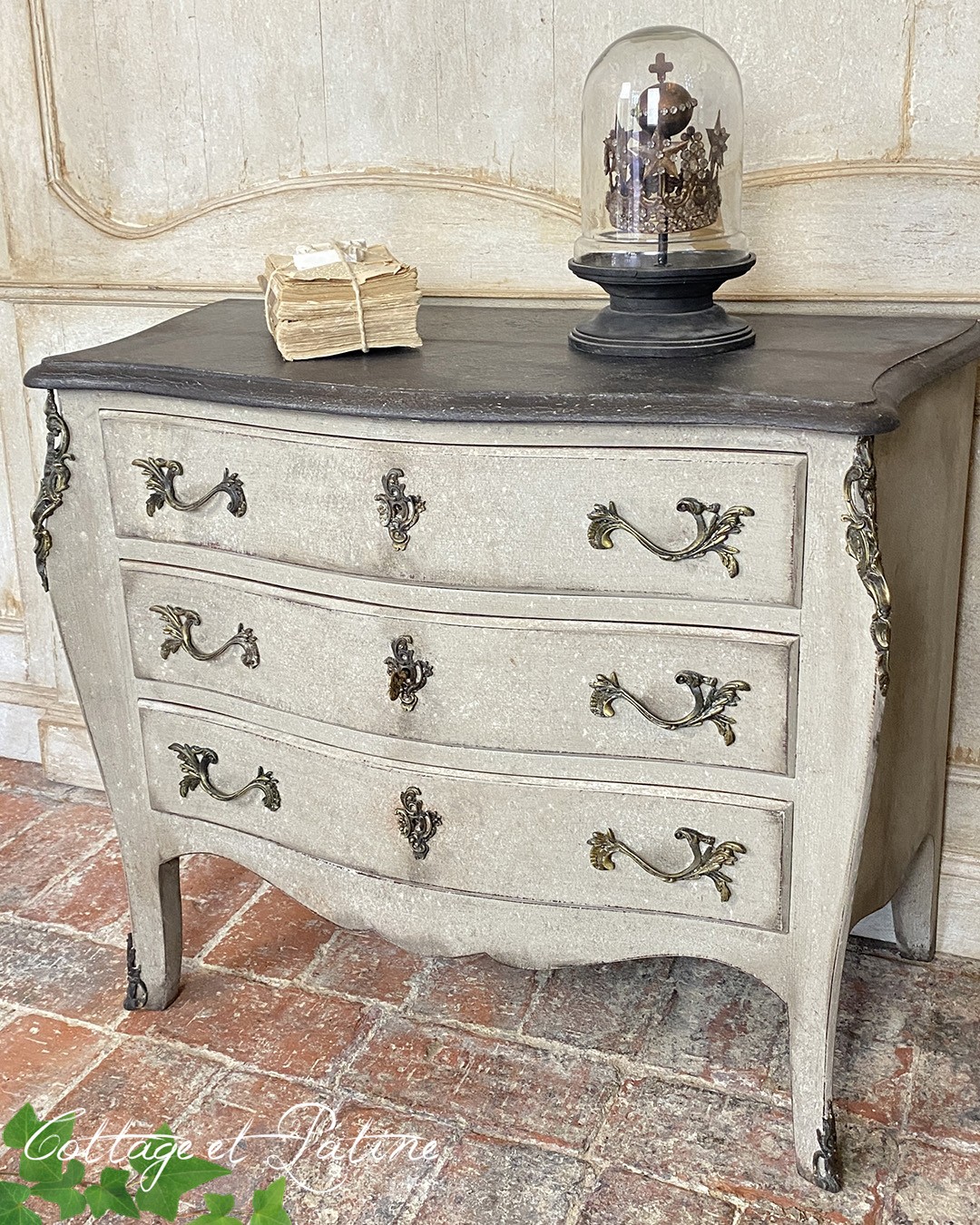 ATELIER COTTAGE ET PATINE COMMODE PATINEE TEMPERA ANCIENNE PATINE 18EME (1)