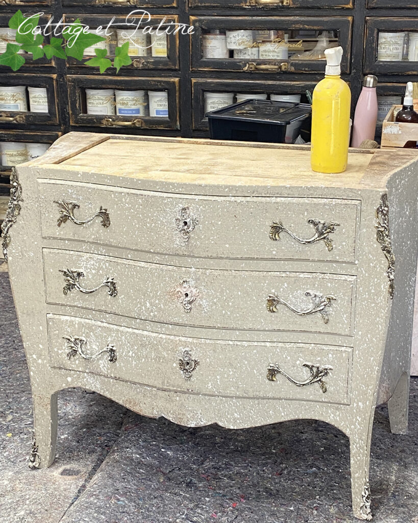 ATELIER COTTAGE ET PATINE COMMODE PATINEE TEMPERA ANCIENNE PATINE 18EME (13)